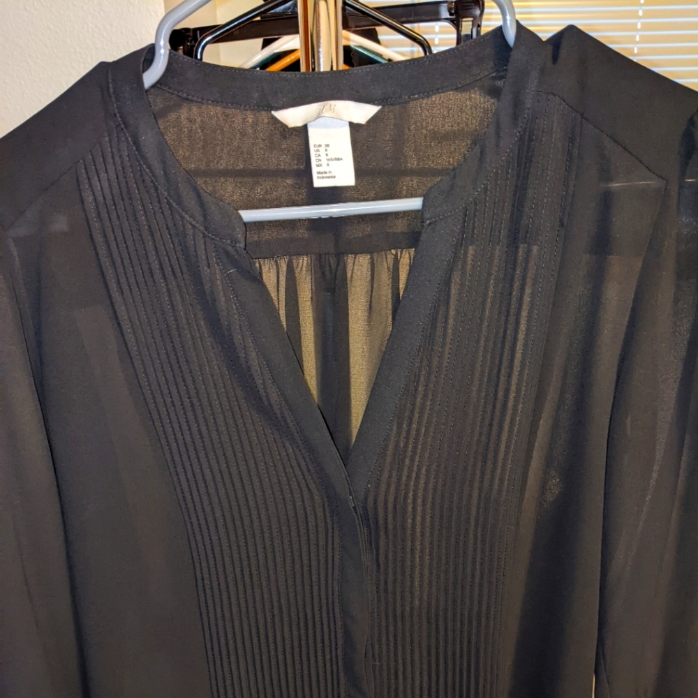 H & M Women's Sheer Blouse